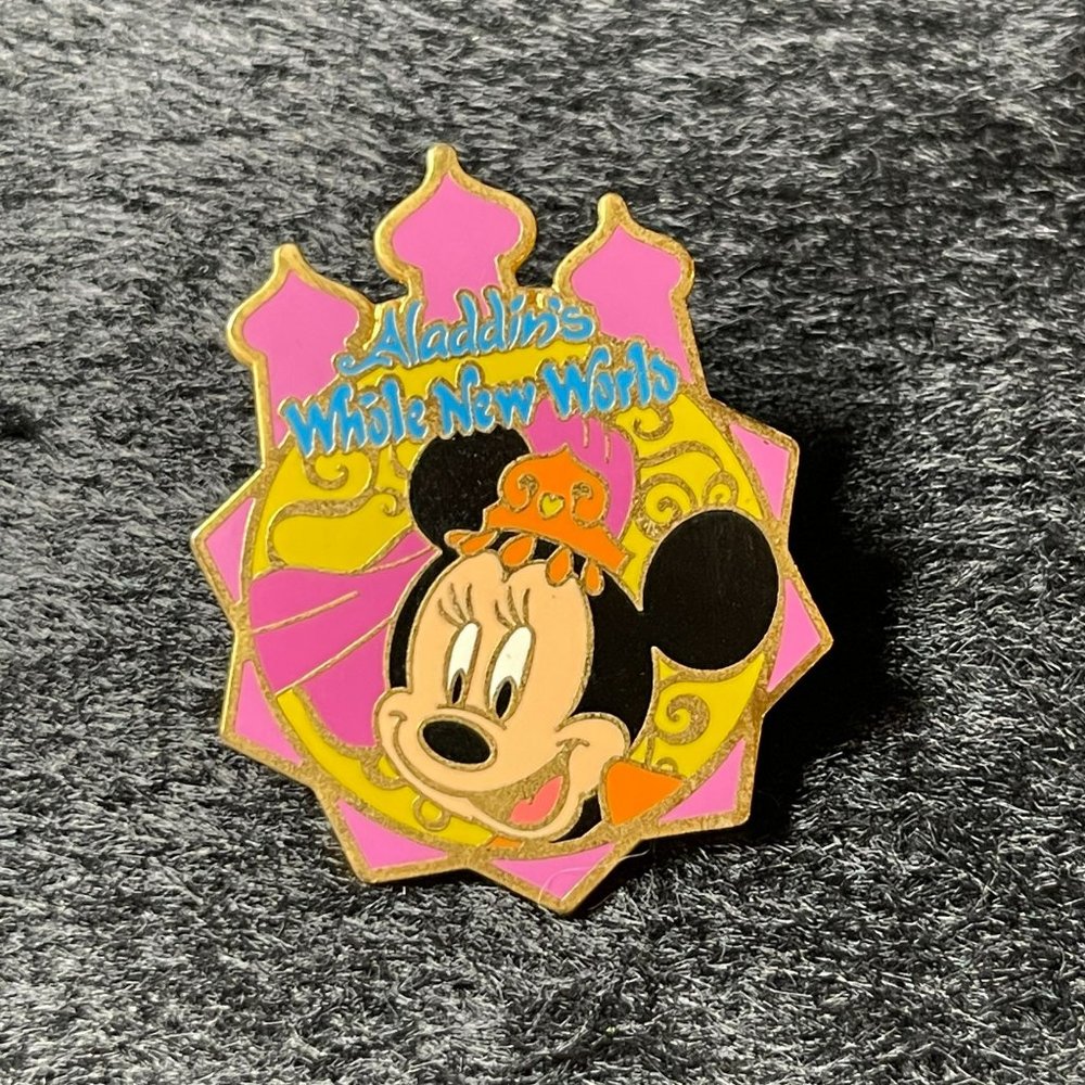 Aladdin Prize Minnie Tokyo‎ Disney Land Sea Resort TDL TDS Pin Japan
